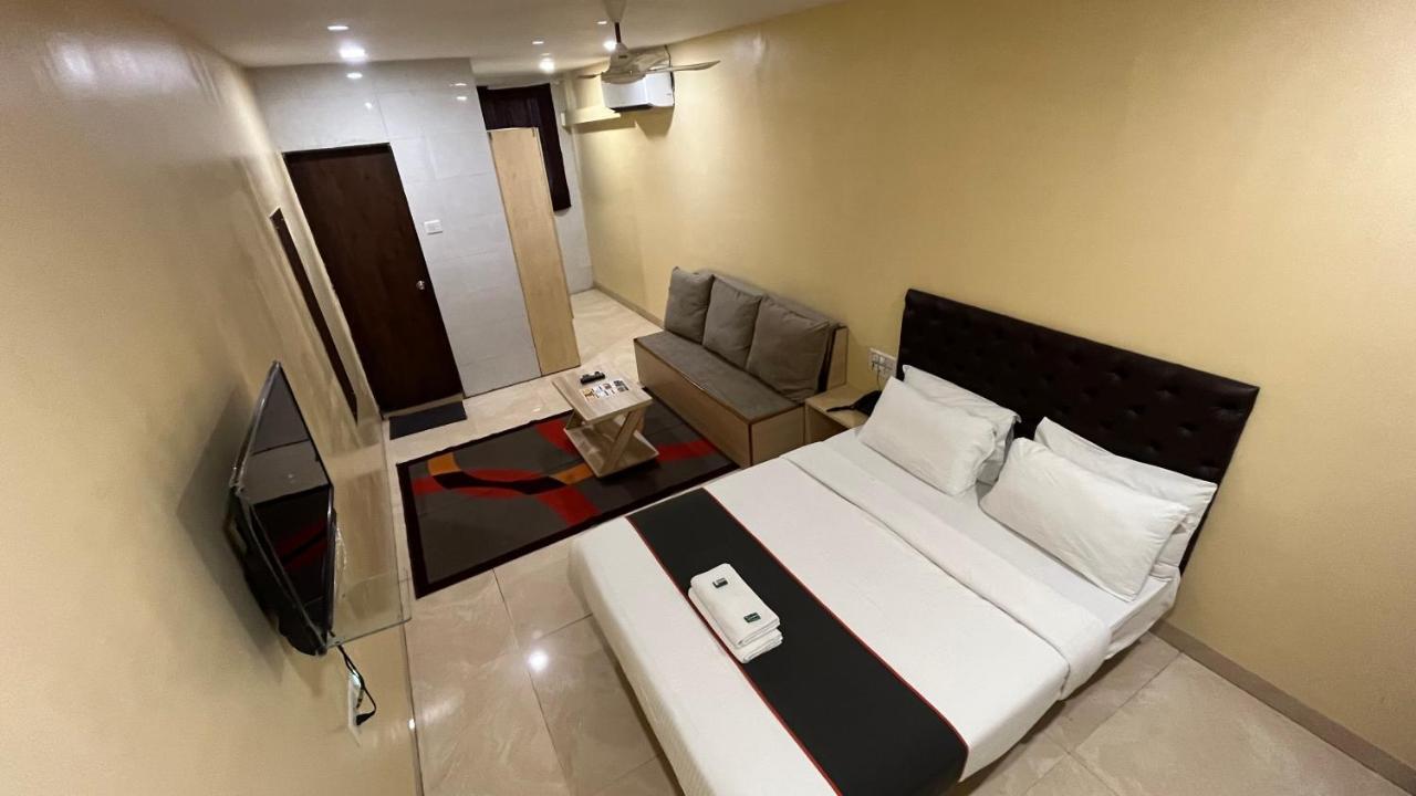 U Life Hotel Mumbai Kültér fotó