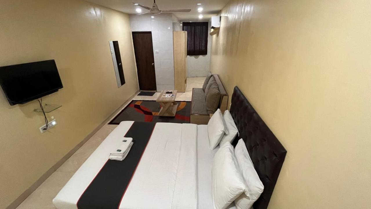 U Life Hotel Mumbai Kültér fotó